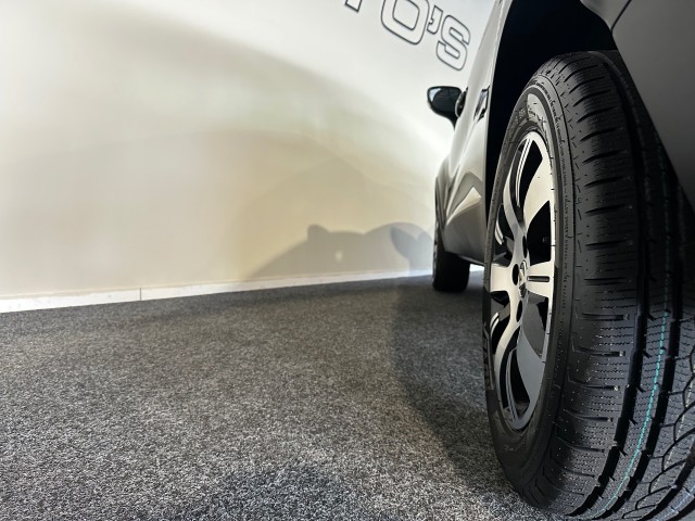 RENAULT CAPTUR 1.2 TCE INTENS AUTOMAAT l PDC l CRUISE l CLIMA l LMV l, SK Autos, Emmen