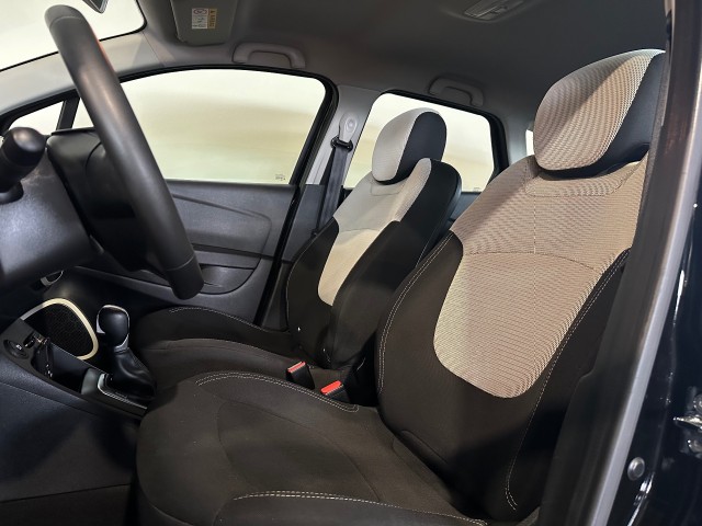 RENAULT CAPTUR 1.2 TCE INTENS AUTOMAAT l PDC l CRUISE l CLIMA l LMV l, SK Autos, Emmen