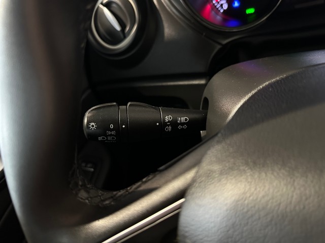 RENAULT CAPTUR 1.2 TCE INTENS AUTOMAAT l PDC l CRUISE l CLIMA l LMV l, SK Autos, Emmen