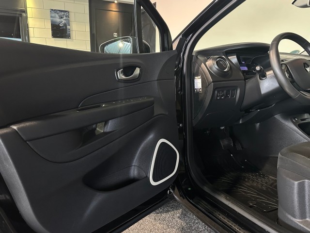 RENAULT CAPTUR 1.2 TCE INTENS AUTOMAAT l PDC l CRUISE l CLIMA l LMV l, SK Autos, Emmen