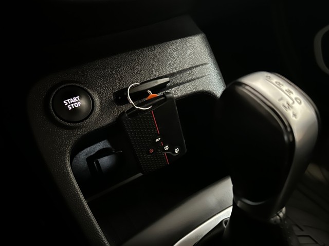 RENAULT CAPTUR 1.2 TCE INTENS AUTOMAAT l PDC l CRUISE l CLIMA l LMV l, SK Autos, Emmen