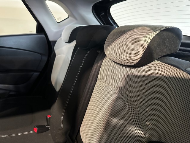 RENAULT CAPTUR 1.2 TCE INTENS AUTOMAAT l PDC l CRUISE l CLIMA l LMV l, SK Autos, Emmen