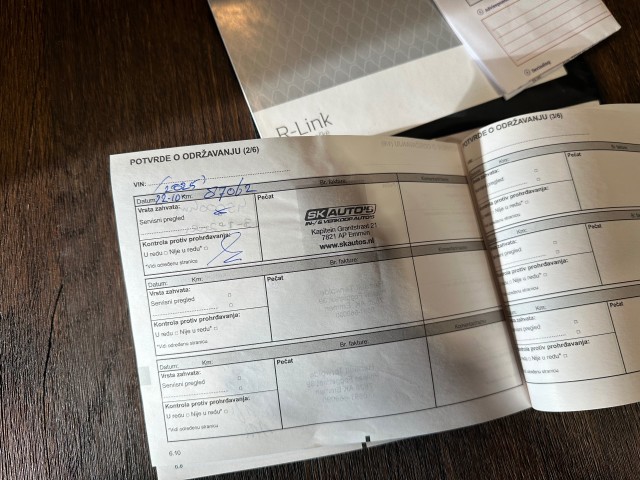 RENAULT CAPTUR 1.2 TCE INTENS AUTOMAAT l LED l KEYLESS l CAMERA l PDC l , SK Autos, Emmen