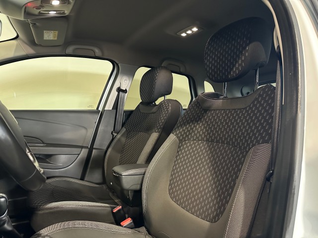 RENAULT CAPTUR 1.2 TCE INTENS AUTOMAAT l LED l KEYLESS l CAMERA l PDC l , SK Autos, Emmen