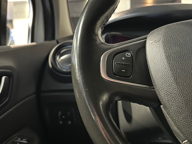 RENAULT CAPTUR 1.2 TCE INTENS AUTOMAAT l LED l KEYLESS l CAMERA l PDC l , SK Autos, Emmen