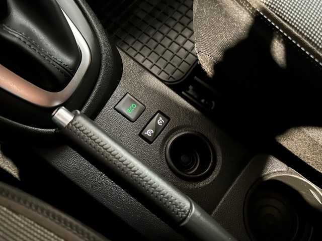 RENAULT CAPTUR 1.2 TCE INTENS AUTOMAAT l LED l KEYLESS l CAMERA l PDC l , SK Autos, Emmen