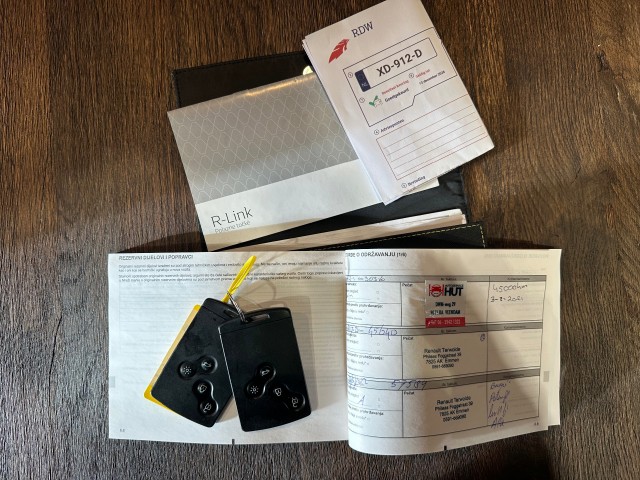 RENAULT CAPTUR 1.2 TCE INTENS AUTOMAAT l LED l KEYLESS l CAMERA l PDC l , SK Autos, Emmen