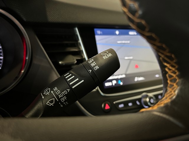 OPEL CROSSLAND X 1.2 T. INNOVATION, SK Autos, Emmen