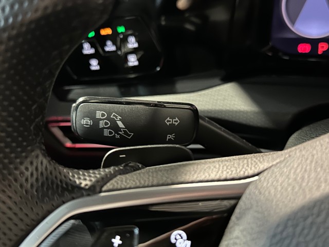 VOLKSWAGEN GOLF 2.0 TDI GTD l 200PK l FULL LED l STOEL+STUURVERW l CARPLAY l SFEERVERL, SK Autos, Emmen