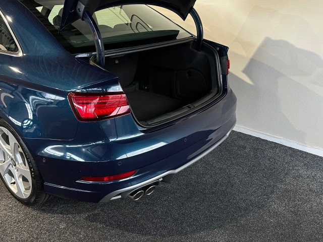 AUDI A3 1.5 TFSI COD SP.SL.E l LED l CRUISE l AUTOMAAT l LMV l S-LINE l , SK Autos, Emmen