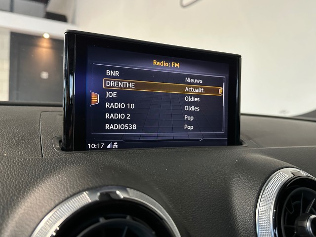 AUDI A3 1.5 TFSI COD SP.SL.E l LED l CRUISE l AUTOMAAT l LMV l S-LINE l , SK Autos, Emmen