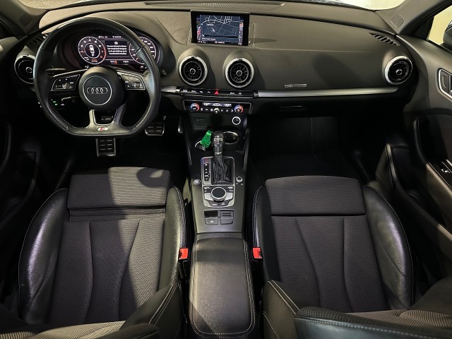 AUDI A3 1.5 TFSI COD SP.SL.E l LED l CRUISE l AUTOMAAT l LMV l S-LINE l , SK Autos, Emmen