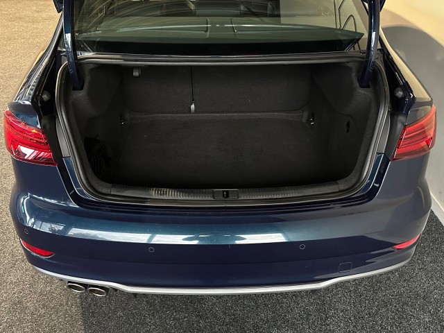 AUDI A3 1.5 TFSI COD SP.SL.E l LED l CRUISE l AUTOMAAT l LMV l S-LINE l , SK Autos, Emmen