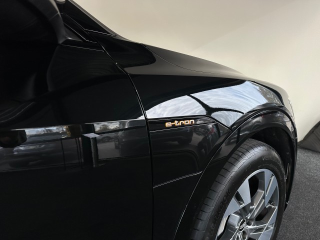 AUDI E-TRON 50 QUATTRO BNS ED+ NAP l PANO l CAMERA l STOELVERW l VIRTUEL l 313PK l , SK Autos, Emmen