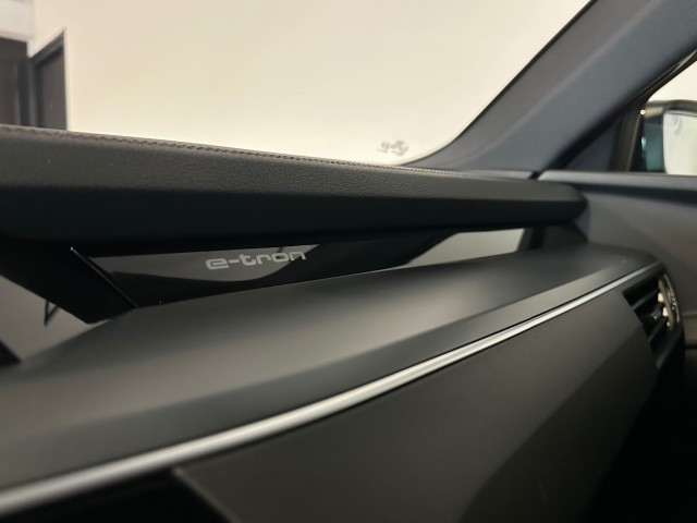 AUDI E-TRON 50 QUATTRO BNS ED+ NAP l PANO l CAMERA l STOELVERW l VIRTUEL l 313PK l , SK Autos, Emmen