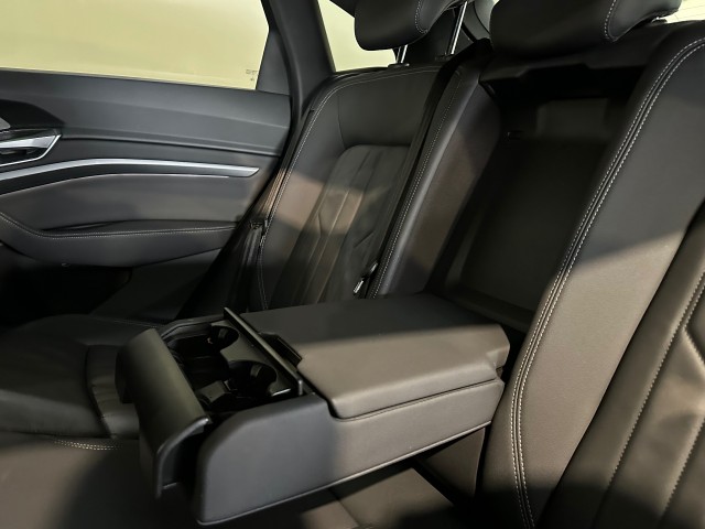 AUDI E-TRON 50 QUATTRO BNS ED+ NAP l PANO l CAMERA l STOELVERW l VIRTUEL l 313PK l , SK Autos, Emmen