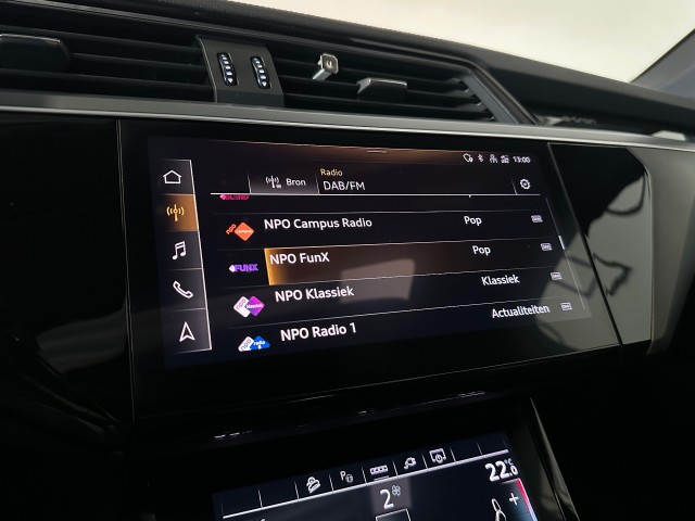 AUDI E-TRON 50 QUATTRO BNS ED+ NAP l PANO l CAMERA l STOELVERW l VIRTUEL l 313PK l , SK Autos, Emmen