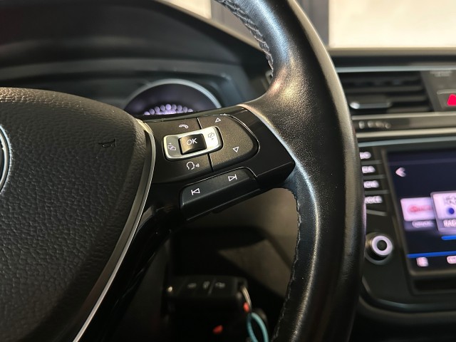 VOLKSWAGEN TIGUAN 1.4 TSI ACT HIGHL. R-LINE l CRUISE l LMV l CARPLAY l AUTOMAAT l , SK Autos, Emmen