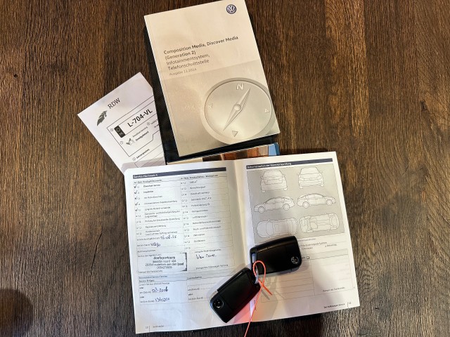 VOLKSWAGEN TIGUAN 1.4 TSI ACT HIGHL. R-LINE l CRUISE l LMV l CARPLAY l AUTOMAAT l , SK Autos, Emmen