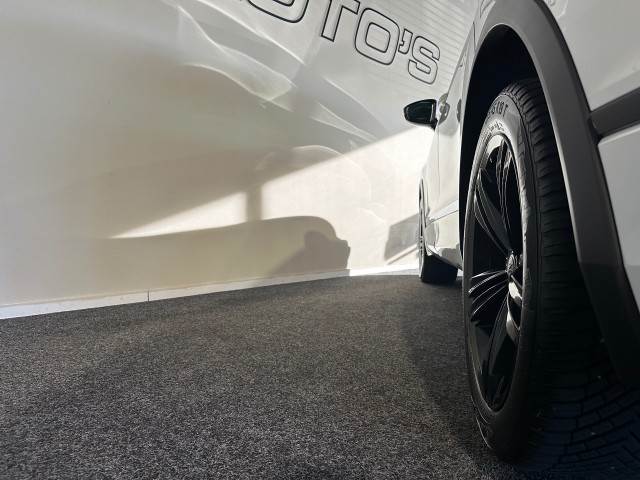 VOLKSWAGEN TIGUAN 1.4 TSI ACT HIGHL. R-LINE l CRUISE l LMV l CARPLAY l AUTOMAAT l , SK Autos, Emmen