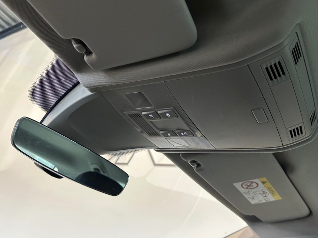 VOLKSWAGEN TIGUAN 1.4 TSI ACT HIGHL. R-LINE l CRUISE l LMV l CARPLAY l AUTOMAAT l , SK Autos, Emmen