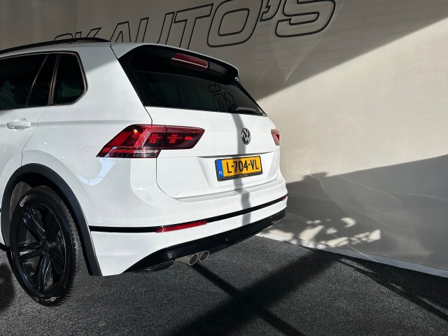 VOLKSWAGEN TIGUAN 1.4 TSI ACT HIGHL. R-LINE l CRUISE l LMV l CARPLAY l AUTOMAAT l , SK Autos, Emmen