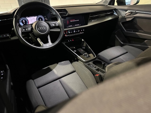 AUDI A3 30 TFSI ADV EDITION AUT. l LED l NAVI l VIRTUAL l SENSOREN l , SK Autos, Emmen