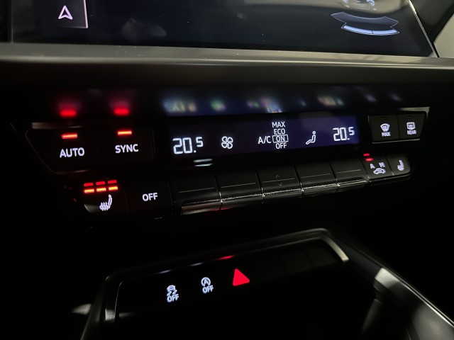 AUDI A3 30 TFSI ADV EDITION AUT. l LED l NAVI l VIRTUAL l SENSOREN l , SK Autos, Emmen