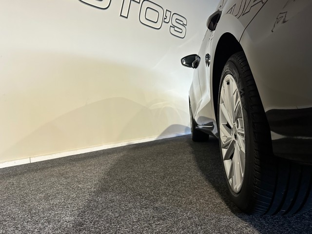 AUDI A3 30 TFSI ADV EDITION AUT. l LED l NAVI l VIRTUAL l SENSOREN l , SK Autos, Emmen