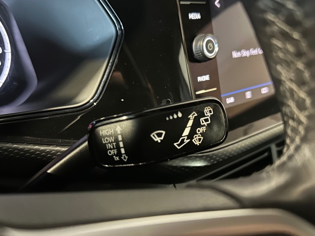 VOLKSWAGEN T-CROSS 1.0 TSI LIFE l LMV l TREKHAAK l ACC l CLIMA l NAVI l NAP l , SK Autos, Emmen