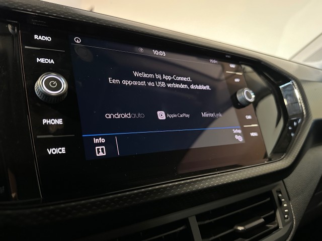 VOLKSWAGEN T-CROSS 1.0 TSI LIFE l LMV l TREKHAAK l ACC l CLIMA l NAVI l NAP l , SK Autos, Emmen