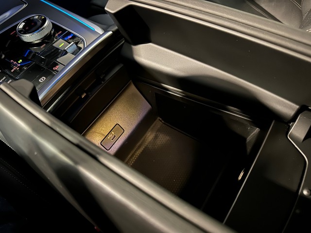 BMW X5 XDRIVE45E HIGH EXEC. M-PAKKET l LUCHTVER l PANO l 360CAM l HUD l TREKH l , SK Autos, Emmen