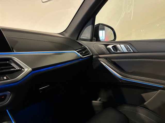 BMW X5 XDRIVE45E HIGH EXEC. M-PAKKET l LUCHTVER l PANO l 360CAM l HUD l TREKH l , SK Autos, Emmen
