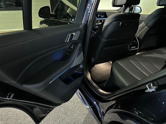 BMW X5 XDRIVE45E HIGH EXEC. M-PAKKET l LUCHTVER l PANO l 360CAM l HUD l TREKH l , SK Autos, Emmen