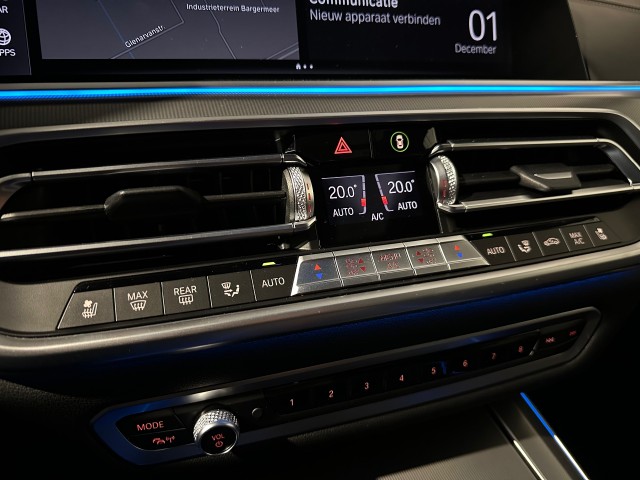 BMW X5 XDRIVE45E HIGH EXEC. M-PAKKET l LUCHTVER l PANO l 360CAM l HUD l TREKH l , SK Autos, Emmen