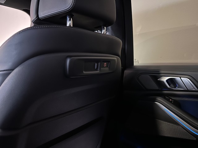 BMW X5 XDRIVE45E HIGH EXEC. M-PAKKET l LUCHTVER l PANO l 360CAM l HUD l TREKH l , SK Autos, Emmen