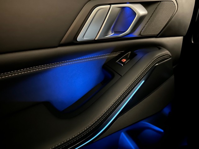 BMW X5 XDRIVE45E HIGH EXEC. M-PAKKET l LUCHTVER l PANO l 360CAM l HUD l TREKH l , SK Autos, Emmen