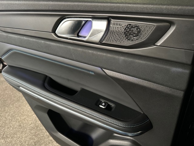 LYNK EN CO 01 1.5 PHEV 261PK l PANO l CAMERA l INFINITY l MEMORY l LED l , SK Autos, Emmen