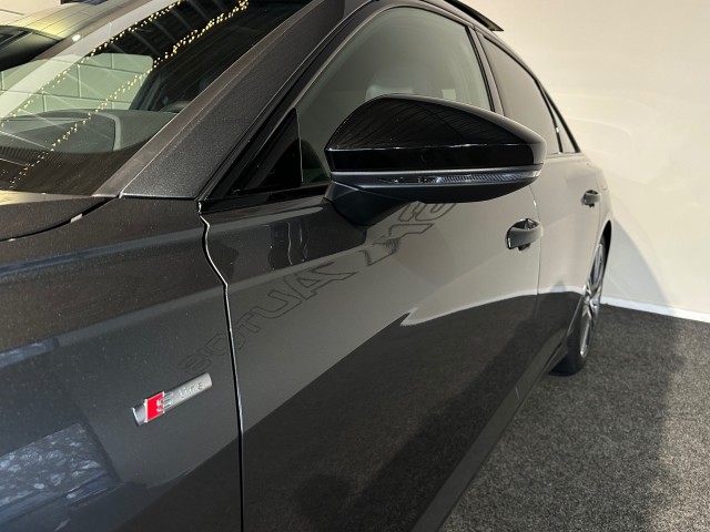 AUDI A6 50 TFSI E Q. S EDIT. PANO l QUATTRO l STOEL/STUURVER l ACC l 340PK l S-LINE l HUD l , SK Autos, Emmen