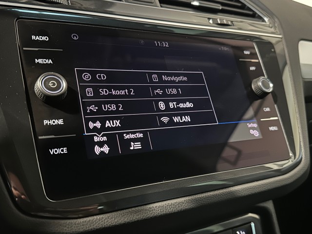 VOLKSWAGEN TIGUAN 1.5 TSI ACT CL BNS TREKHAAK l NAP l ELEK ACHTERKLEP l CLIMA l ACC l LMV l, SK Autos, Emmen