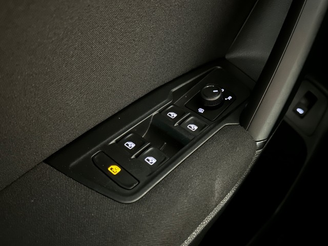 VOLKSWAGEN TIGUAN 1.5 TSI ACT CL BNS TREKHAAK l NAP l ELEK ACHTERKLEP l CLIMA l ACC l LMV l, SK Autos, Emmen