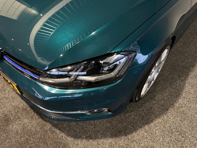 VOLKSWAGEN GOLF 1.5 TSI HIGHLINE FACELIFT l STOEL/STUURVER l LED l KACHELSTAND l PANORAMA l , SK Autos, Emmen