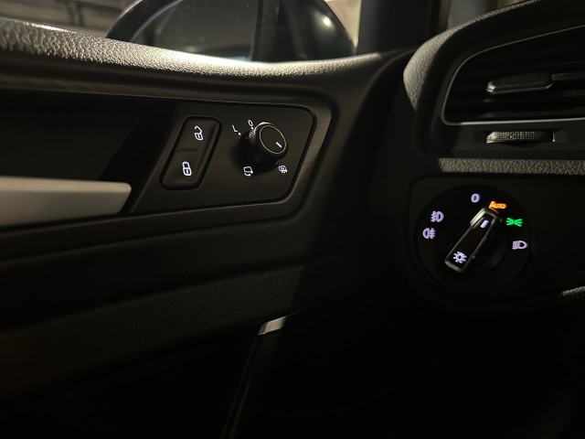 VOLKSWAGEN GOLF 1.5 TSI HIGHLINE FACELIFT l STOEL/STUURVER l LED l KACHELSTAND l PANORAMA l , SK Autos, Emmen