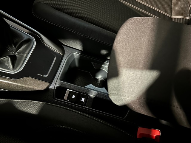 VOLKSWAGEN T-ROC 1.0 TSI STYLE NAP l CLIMA l TWOTONE l LED l CARPLAY l LMV l BEATS SOUND l, SK Autos, Emmen