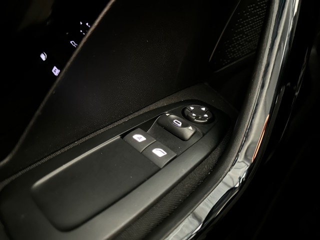 PEUGEOT 208 1.2 PURET. BL ACTIVE l NAP l CRUISE l PDC l CARPLAY l AIRCO l , SK Autos, Emmen