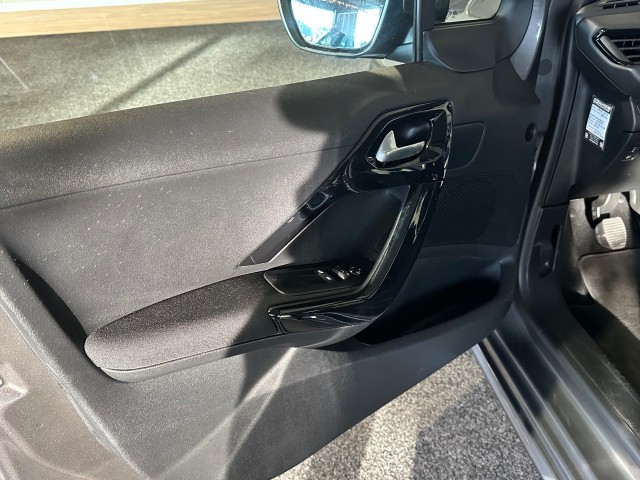 PEUGEOT 208 1.2 PURET. BL ACTIVE l NAP l CRUISE l PDC l CARPLAY l AIRCO l , SK Autos, Emmen