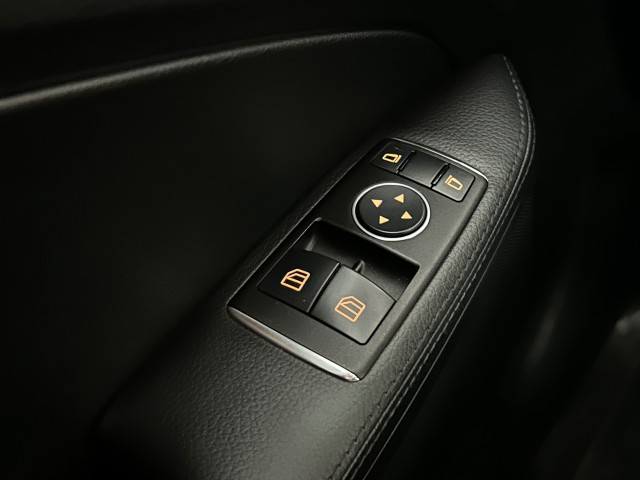 MERCEDES-BENZ SLK-KLASSE 200 EDITION 1 l AIRSCARF l UNIEKE KM l LMV l AIRCO l SMART-TOP l , SK Autos, Emmen