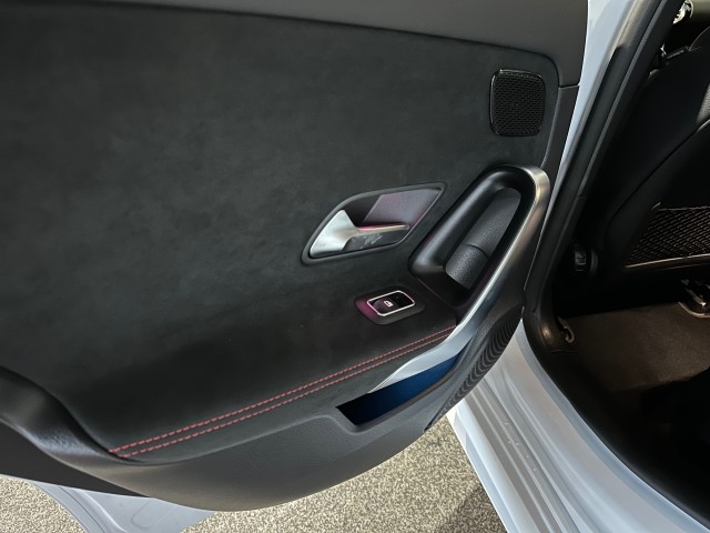 MERCEDES-BENZ A-KLASSE 250 E AMG LINE l PANORAMA l CAMERA l SFEERVERL l STOELVER l , SK Autos, Emmen