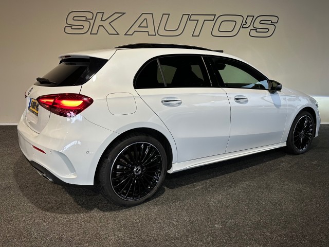 MERCEDES-BENZ A-KLASSE 250 E AMG LINE l PANORAMA l CAMERA l SFEERVERL l STOELVER l , SK Autos, Emmen