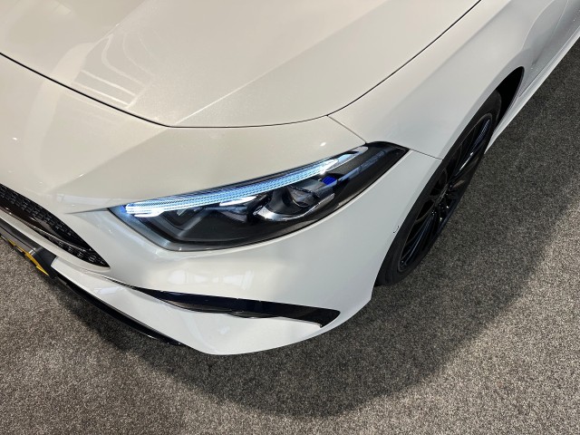 MERCEDES-BENZ A-KLASSE 250 E AMG LINE l PANORAMA l CAMERA l SFEERVERL l STOELVER l , SK Autos, Emmen